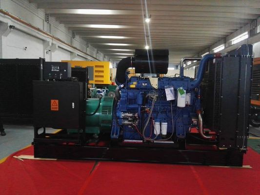 Back-up stroomvoorziening 500 kW Guangxi Yuchai Diesel Generator Set voor Pure Copper Motor