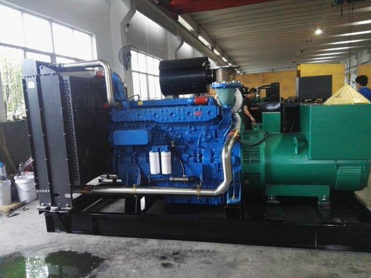 Back-up stroomvoorziening 500 kW Guangxi Yuchai Diesel Generator Set voor Pure Copper Motor
