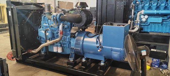 Zelfstartcontrole 400KVA Guangxi Yuchai Diesel Generator 320KW voor nood back-up