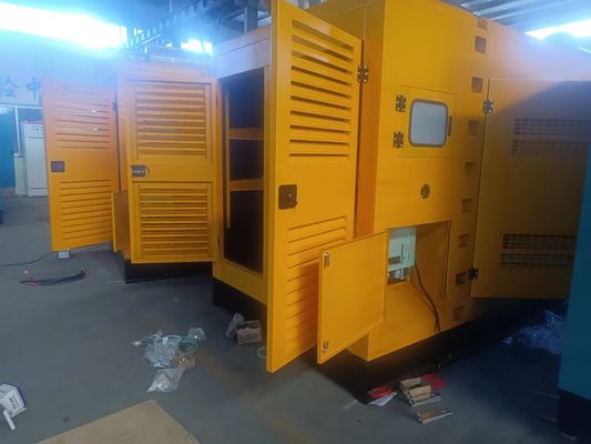 1500 RPM 600KW zelfstartende mobiele Cummins-generator voor grote back-up stroomvoorziening