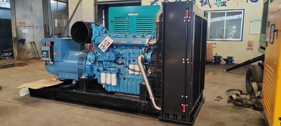 550 kW dieselgenerator met ISO9001-certificering en draagbaar waterkoelsysteem